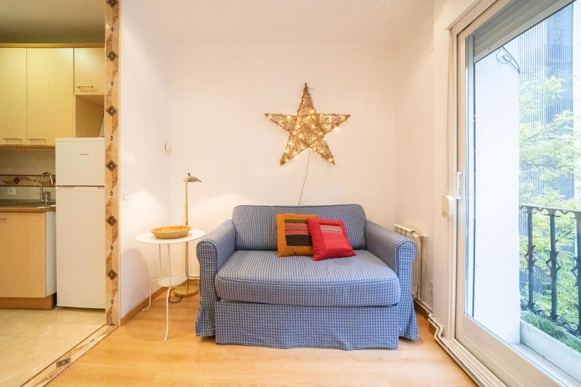Apartamento Con Encanto Y Luz En Pleno Centro Мадрид Экстерьер фото